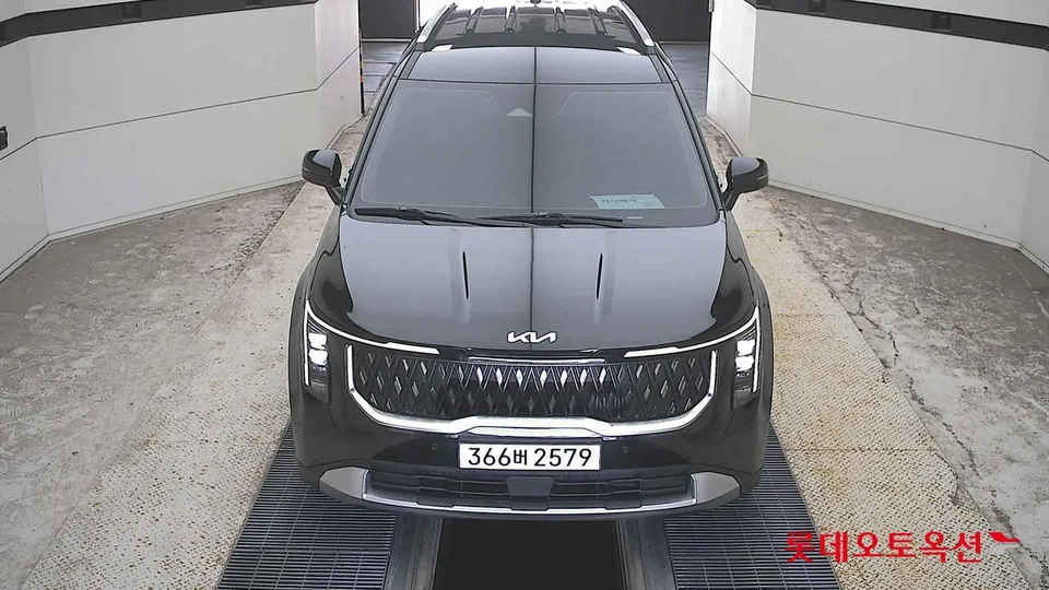 2025 Kia Carnival, VIN KNANB81BBSS546425