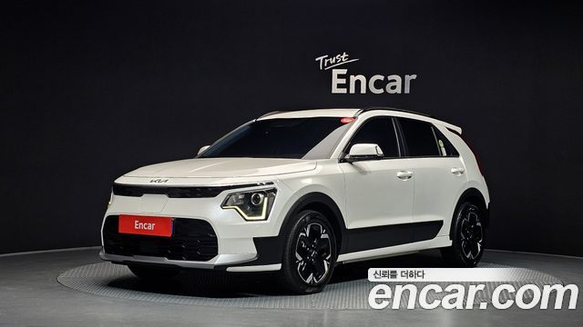 2024 Kia Niro, VIN KNACP811FRA042272