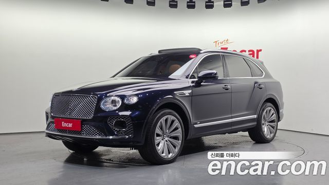 2022 Bentley Bentayga, VIN SJAAM14V5NC013886
