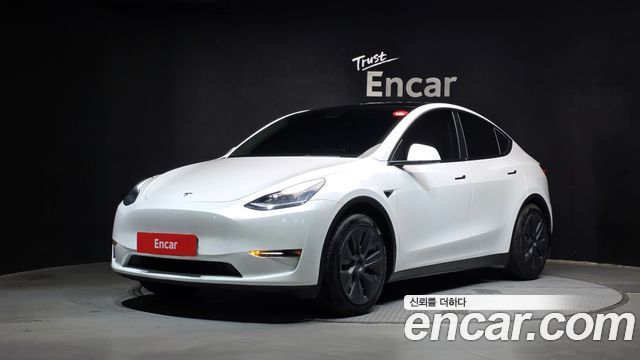 2021 Tesla Model Y, VIN 5YJYGDED8MF237487