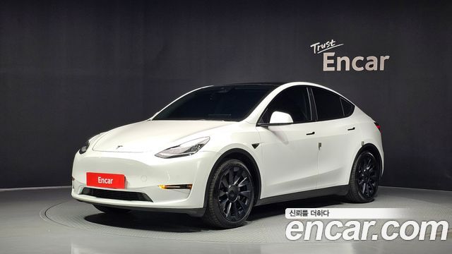 2021 Tesla Model Y, VIN 5YJYGDED4MF172640