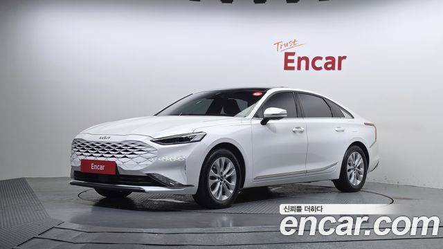 2023 Kia K8, VIN KNAM741FBPA048181