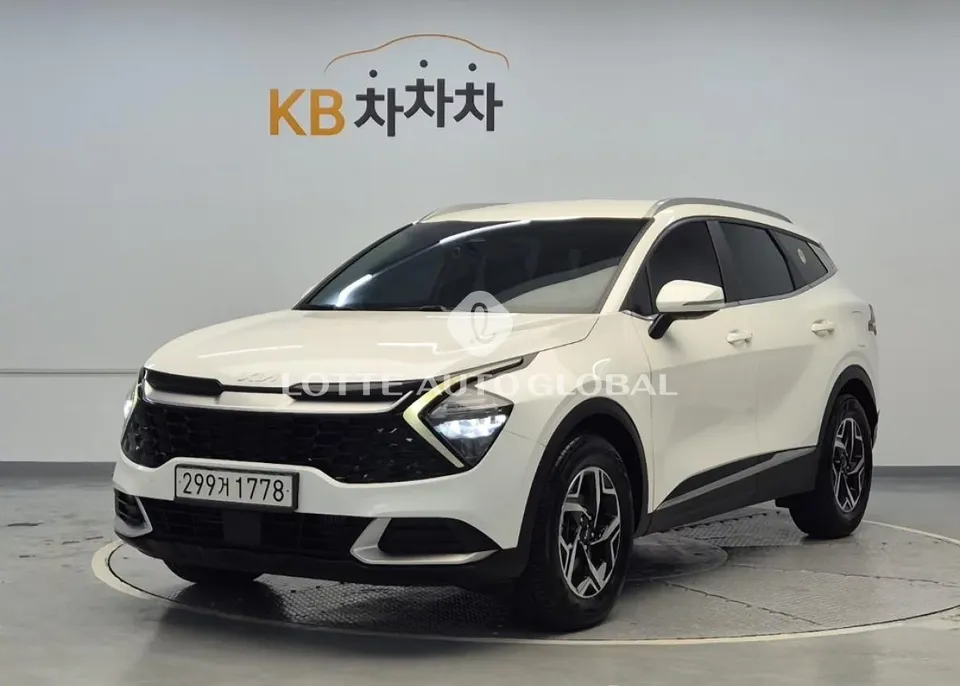 2022 Kia Sportage, VIN KNAPV81CBNK037599