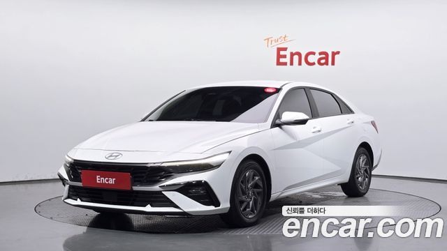 2024 Hyundai Avante, VIN KMHLN41EERU551195
