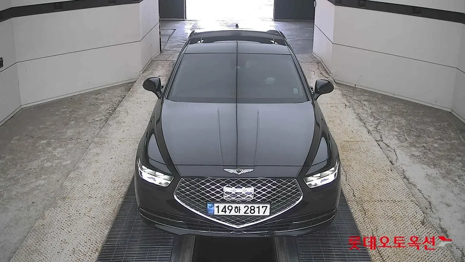 2021 Genesis G90, VIN KMHG141DDMU095291