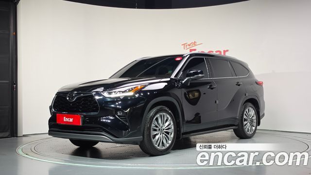 2025 Toyota Highlander, VIN 5TDEBRCH5SS676921