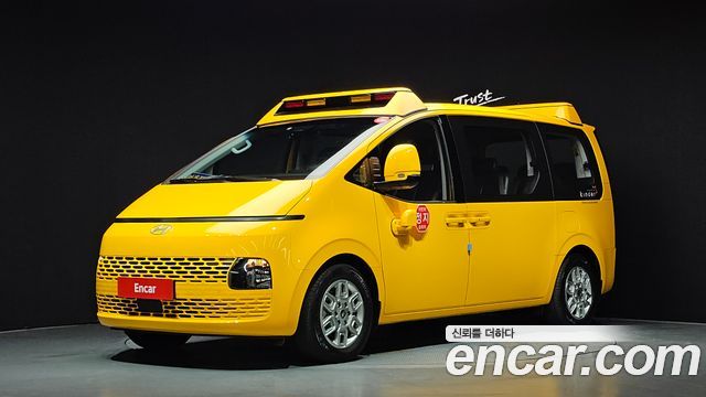 2025 Hyundai Staria, VIN KMJYB373BSU205212