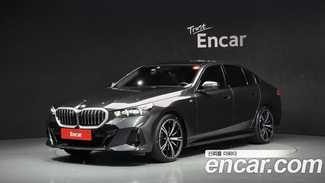 2024 BMW 5-Series, VIN WBA51FJ0XRCS02244