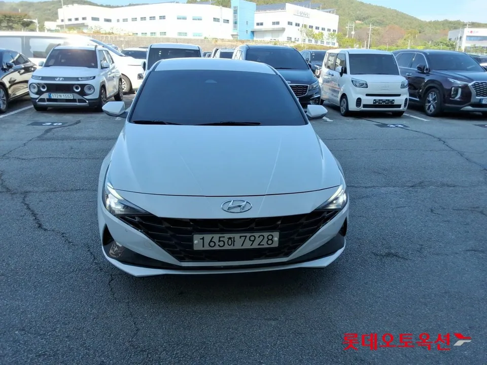 2023 Hyundai Avante, VIN KMHLR41EEPU370172