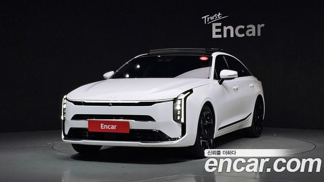 2025 Kia K8, VIN KNAM641BBSA073791