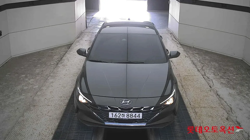 2021 Hyundai Avante, VIN KMHLM41EEMU185824