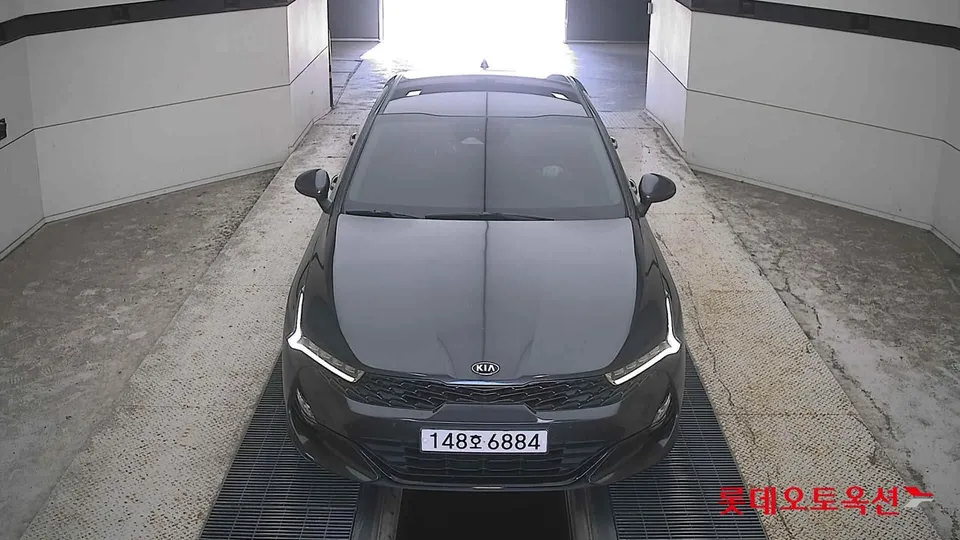 2021 Kia K5, VIN KNAG241ABMA148612