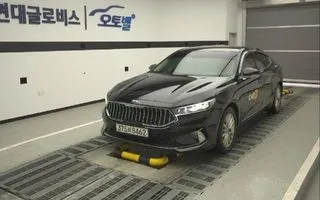 2020 Kia K7, VIN KNAL7418BLA230536