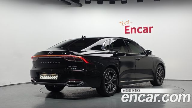 2022 Hyundai Grandeur, VIN KMHF241GBNA499983