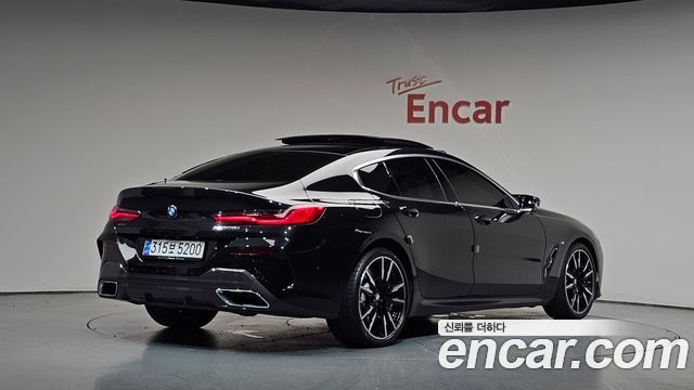 2024 BMW 8-Series, VIN WBAGV8107RCS71580
