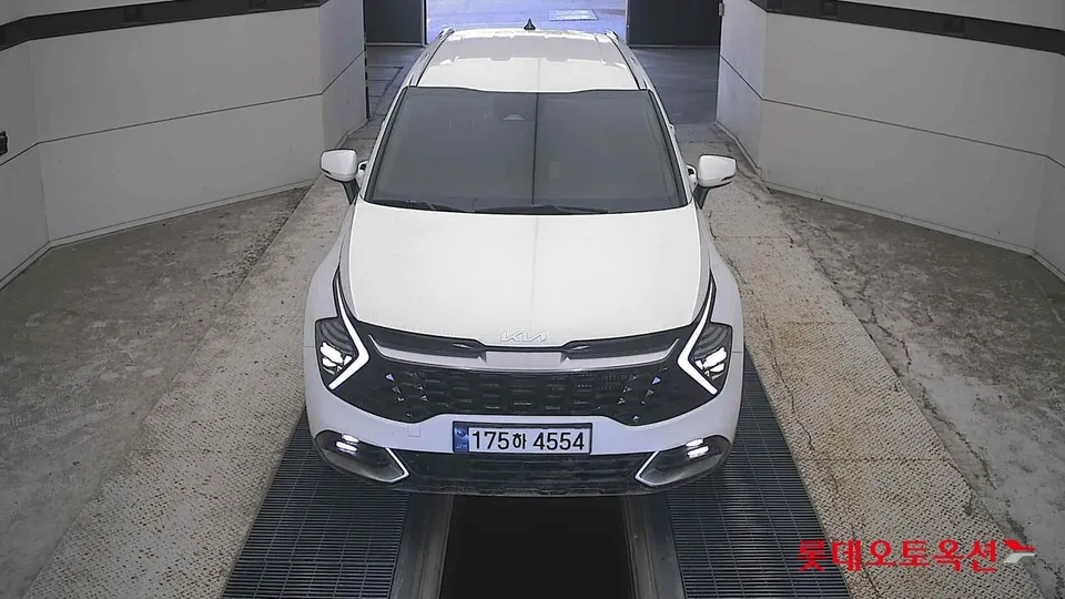 2023 Kia Sportage, VIN KNAPV81GBPK070483