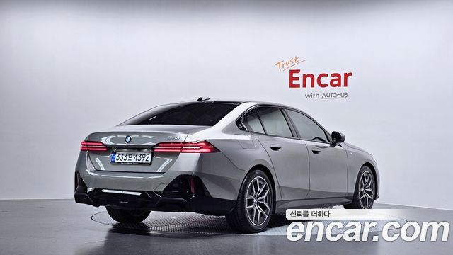 2025 BMW 5-Series, VIN WBA21FJ04SCV18618
