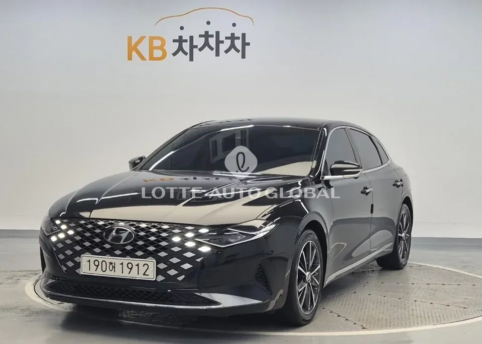 2022 Hyundai Grandeur, VIN KMHF141DBNA469980