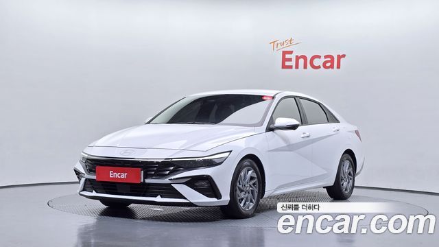 2025 Hyundai Avante, VIN KMHLN41EESU918416