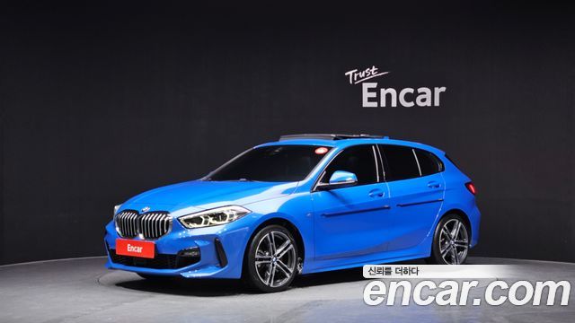 2022 BMW 1-Series, VIN WBA7L7102N7K13055