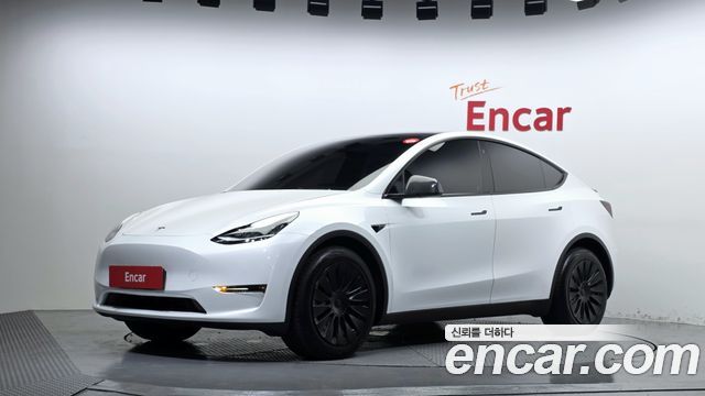 2022 Tesla Model Y, VIN 7SAYGDEE7NF503059