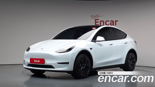 2024 Tesla Model Y, VIN LRWYGCEK4RC641347