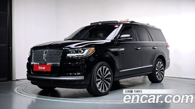 2022 Lincoln Navigator, VIN 5LMJJ2LTXNEL03275