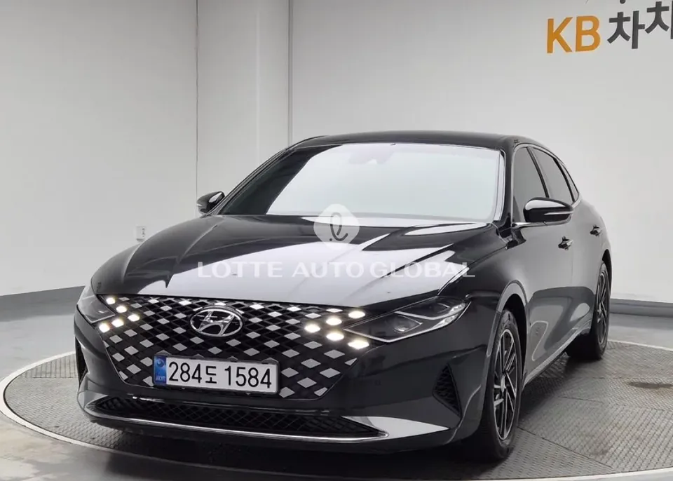 2021 Hyundai Grandeur, VIN KMHF141DBMA448564