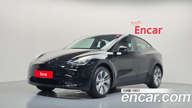 2023 Tesla Model Y, VIN LRWYGCFS3PC075189
