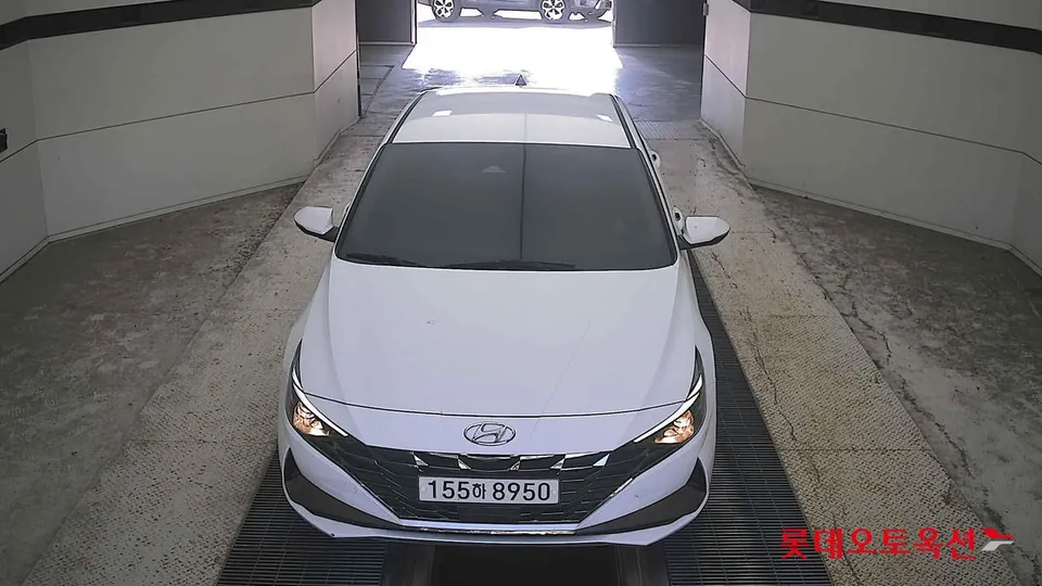 2022 Hyundai Avante, VIN KMHLM41EENU257242