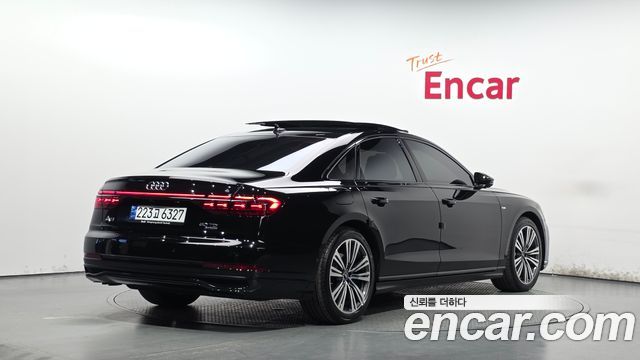 2023 Audi A8, VIN WAUZZZF86PN002103