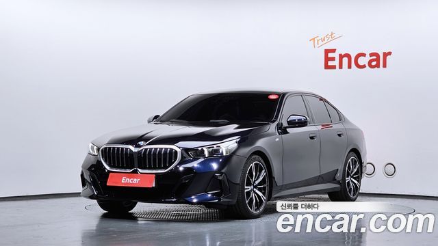 2025 BMW 5-Series, VIN WBA51FJ02SCU31619
