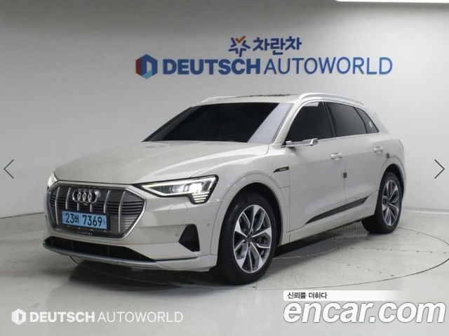2020 Audi e-tron, VIN WAUZZZGE4LB031373