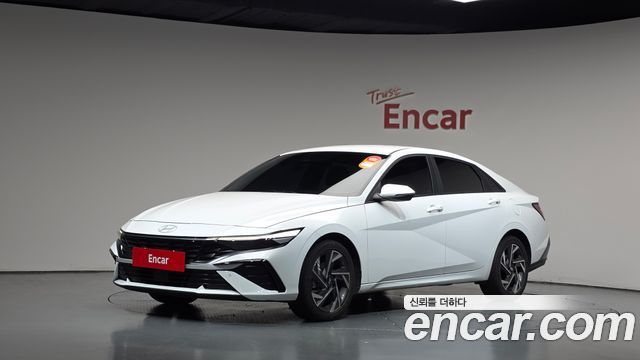 2024 Hyundai Avante, VIN KMHLN41EERU705617