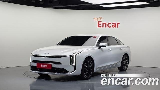 2025 Kia K8, VIN KNAM241BBSA075718
