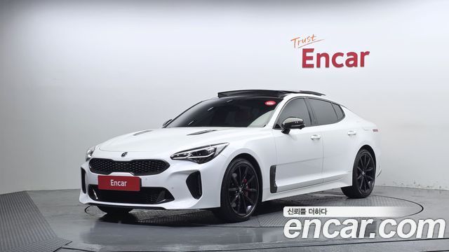 2021 Kia Stinger, VIN KNAE551CDMS095399