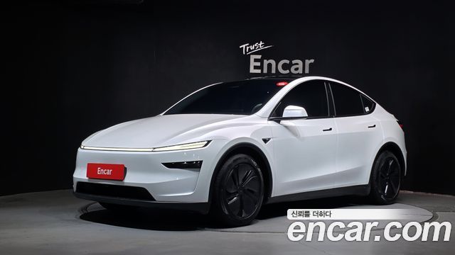 2025 Tesla Model Y, VIN LRWYGCEK2SC286281