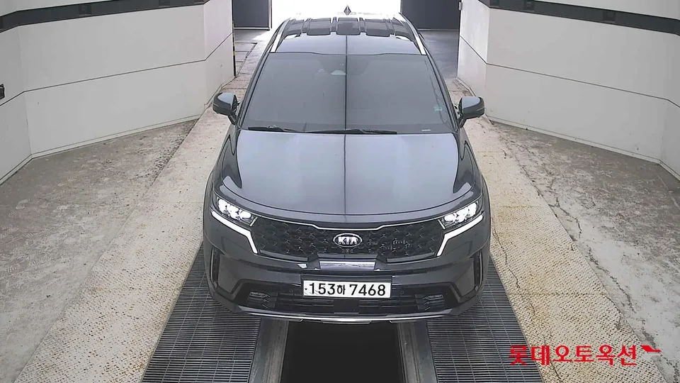 2021 Kia Sorento, VIN KNARK81GBMA016037