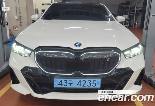 2024 BMW i5, VIN WBY31FK06RCP62639