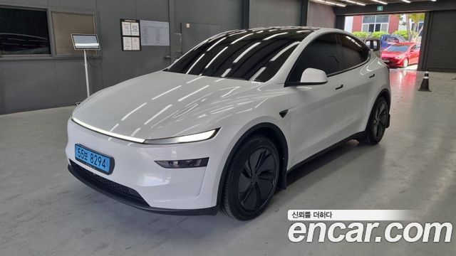 2026 Tesla Model Y, VIN LRWYGCFJ0TC541727