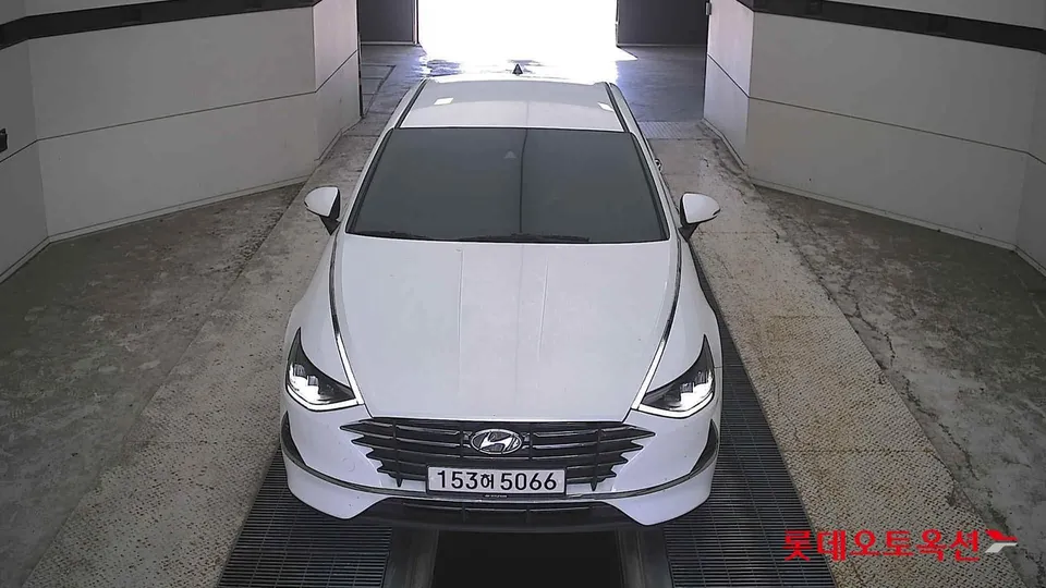 2021 Hyundai Sonata, VIN KMHL141EBMA115080