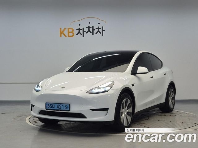 2024 Tesla Model Y, VIN LRWYGCFS2RC191048