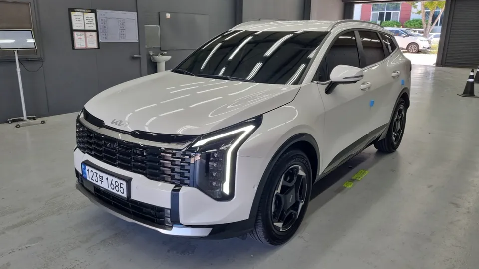 2026 Kia Sportage, VIN KNAPX81GBTK364201