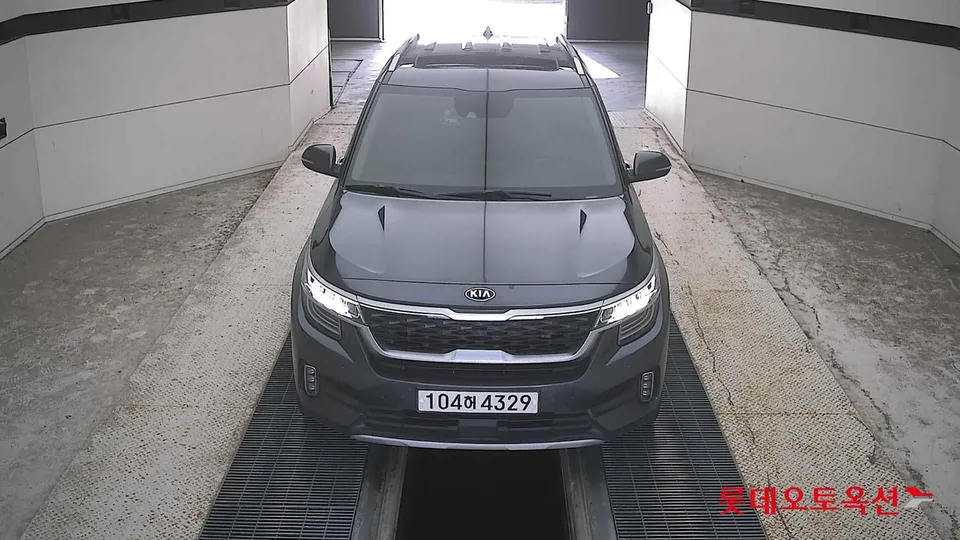 2020 Kia Seltos, VIN KNAET812GLK083504