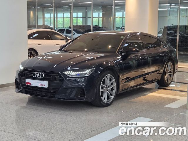 2022 Audi A7, VIN WAUZZZF21NN035678