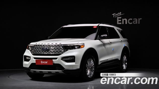 2022 Ford Explorer, VIN 1FM5K8FW9NNA01552