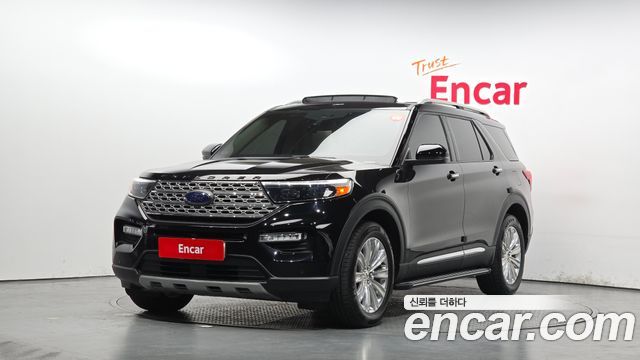 2022 Ford Explorer, VIN 1FMSK8FH8NGB80319