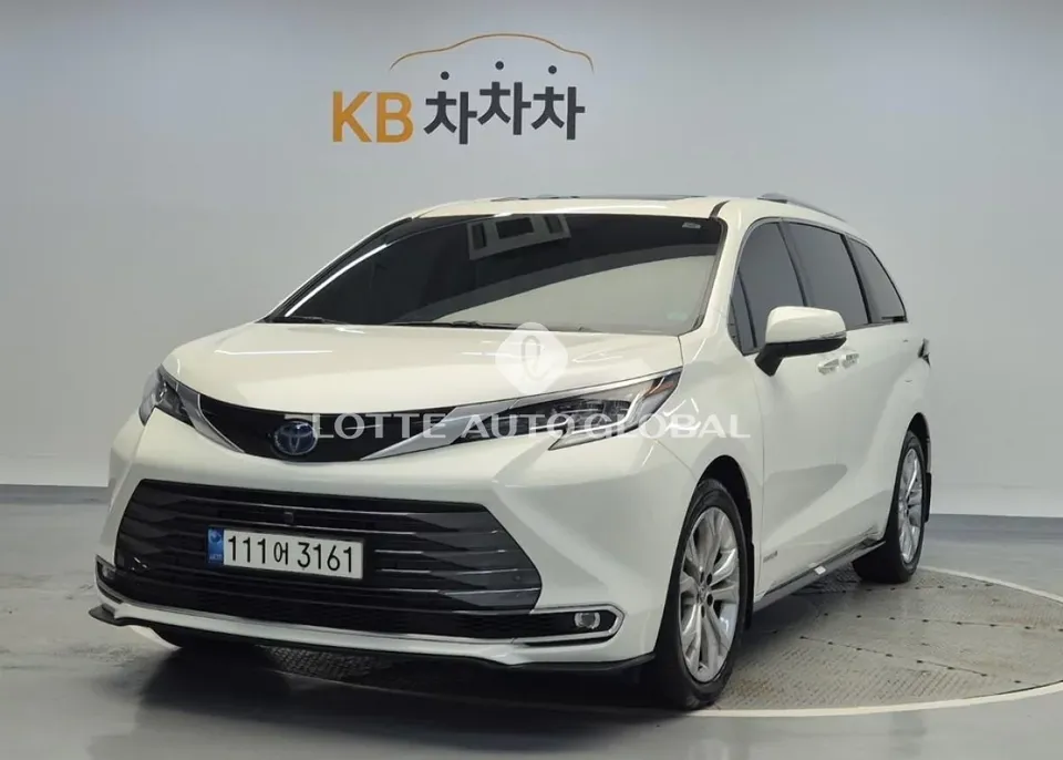 2021 Toyota Sienna, VIN 5TDGRKEC4MS045450