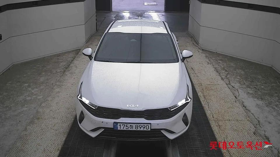 2023 Kia K5, VIN KNAG241JBPA040200