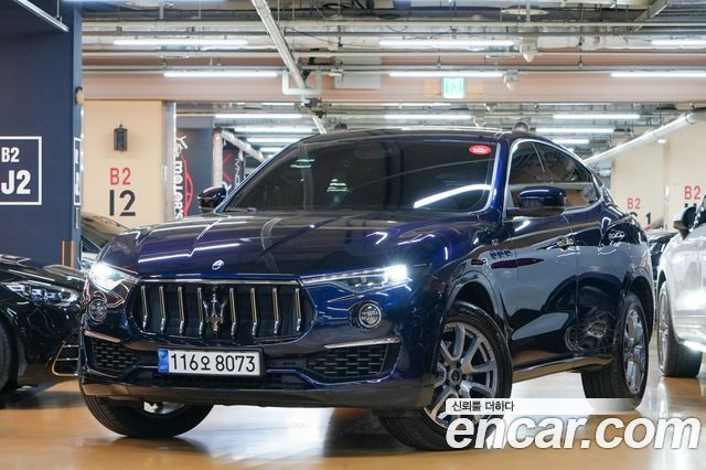 2022 Maserati Levante, VIN ZN661AUG1NX385831